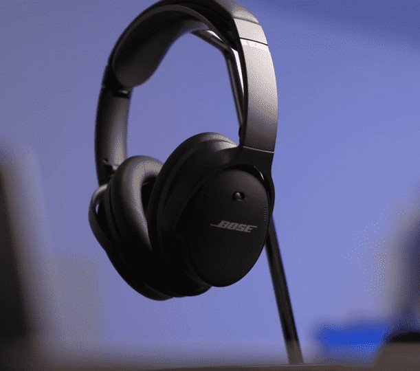 Discover 7 Best Headphones for Zoom Meetings